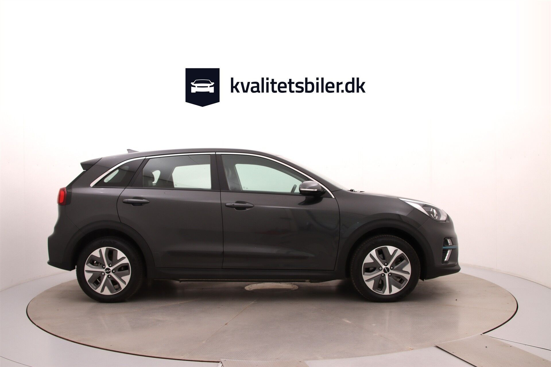 Grå Kia e-Niro fra 2021