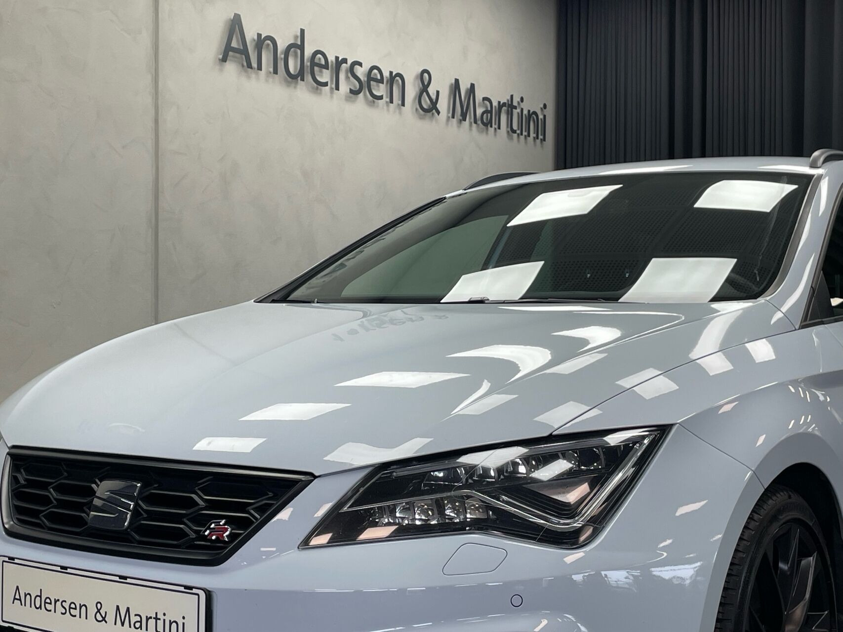 Hvid Seat Leon fra 2019