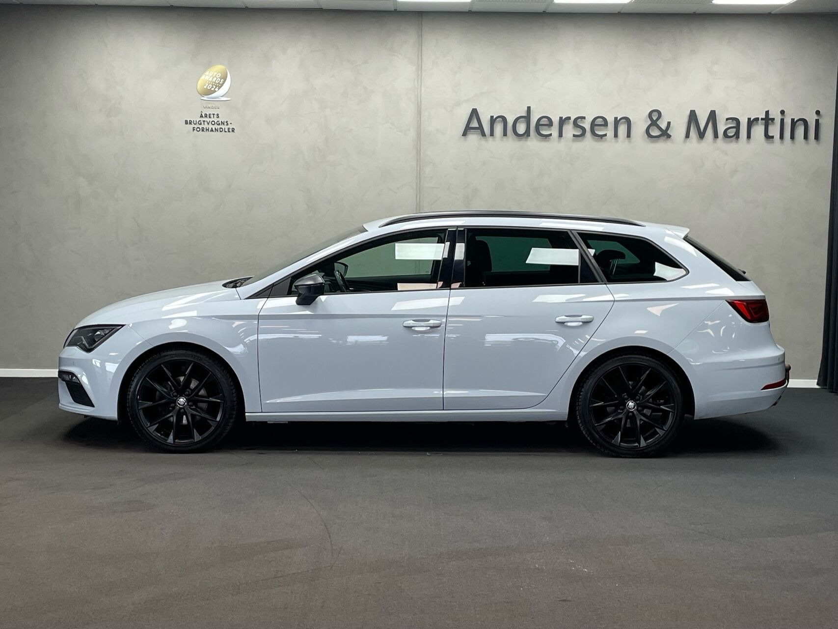 Hvid Seat Leon fra 2019