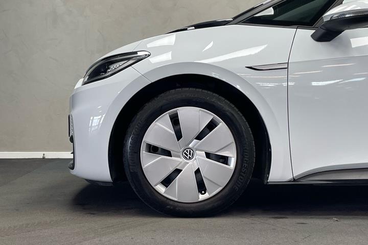 Hvid VW ID.3 fra 2021