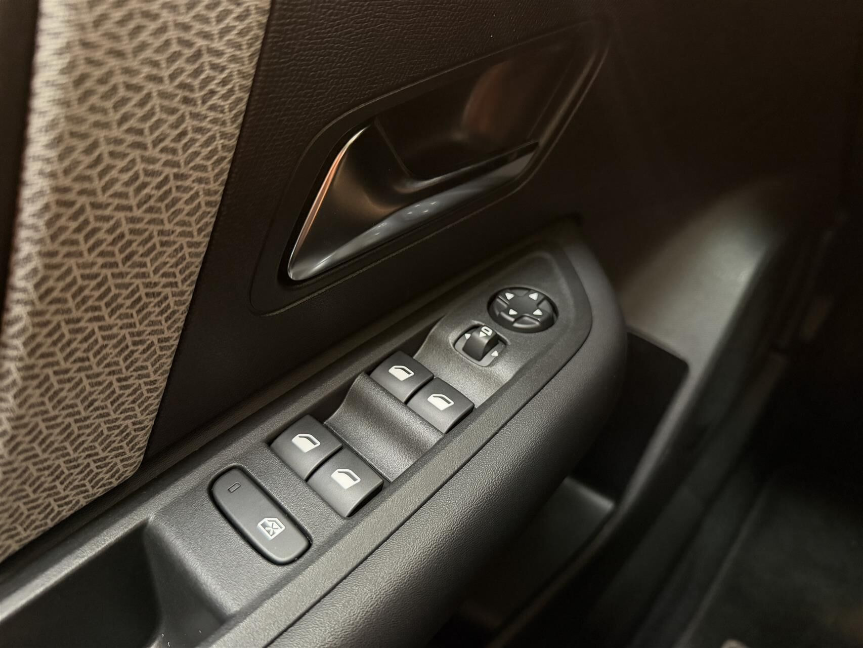 Hvid Citroën C4 fra 2024