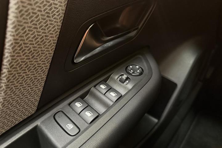 Hvid Citroën C4 fra 2024