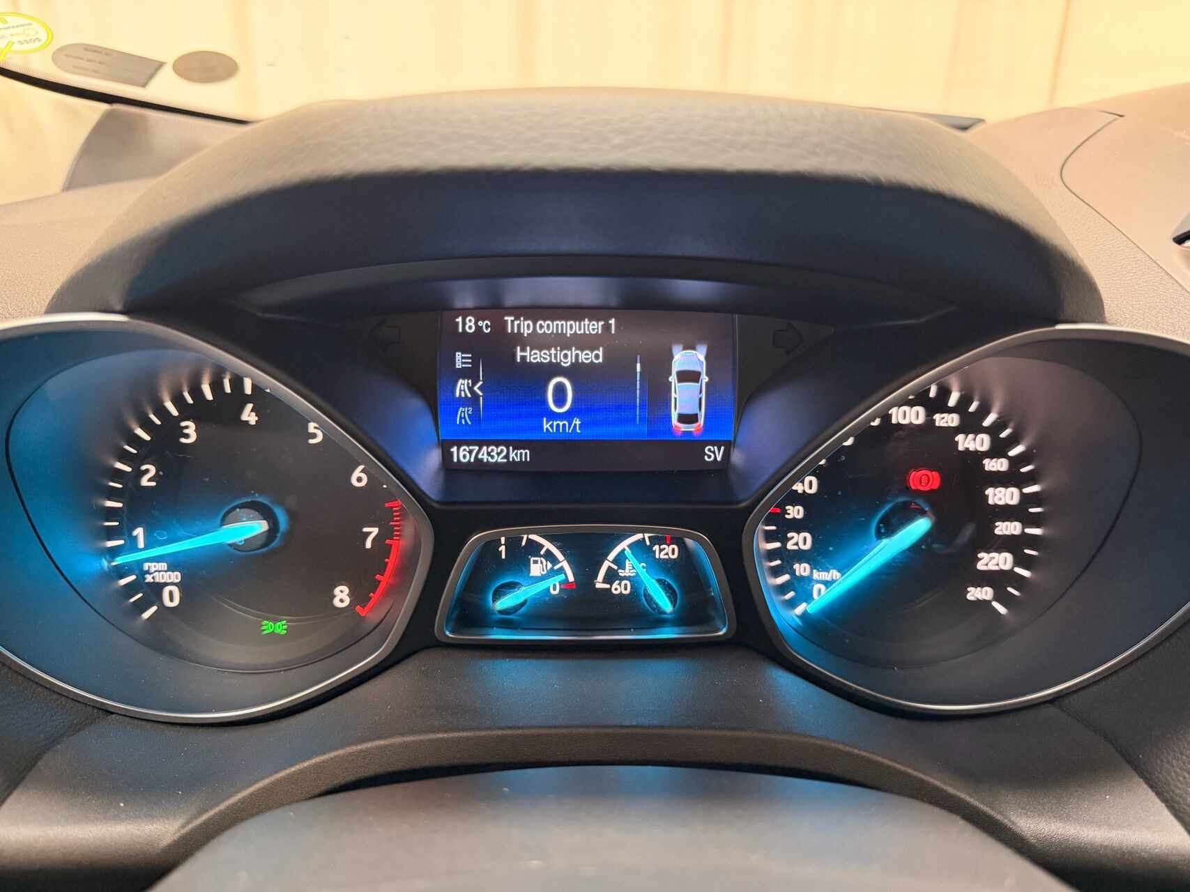 Sort Ford Kuga fra 2016