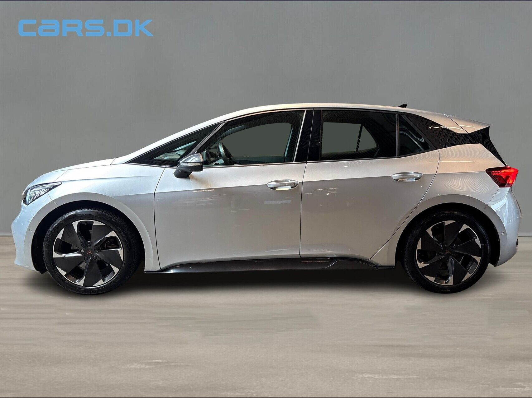 Sølv Cupra Born fra 2022