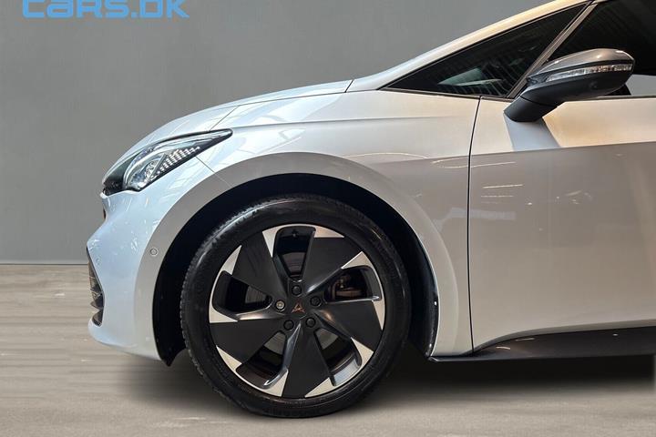 Sølv Cupra Born fra 2022