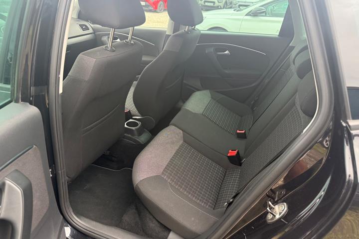 Sort VW Polo fra 2015