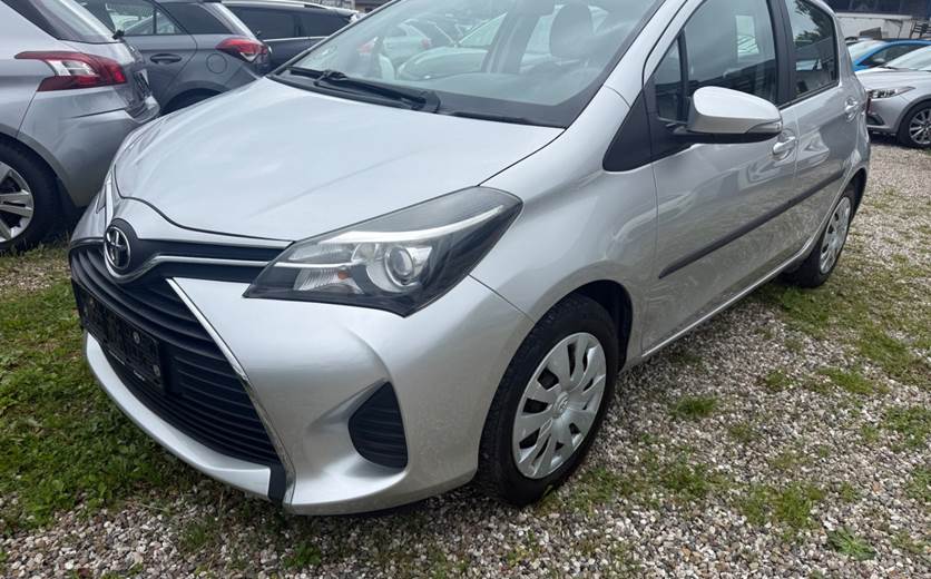 Toyota Yaris 1,0 VVT-i T2