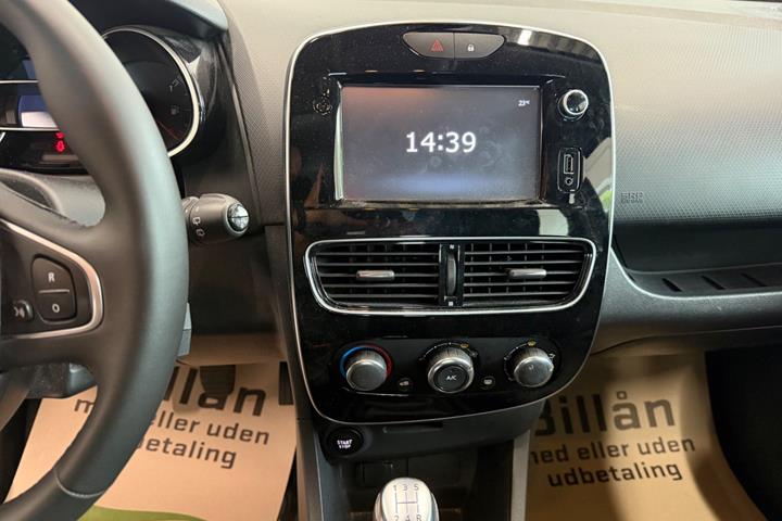 Sort Renault Clio IV fra 2017