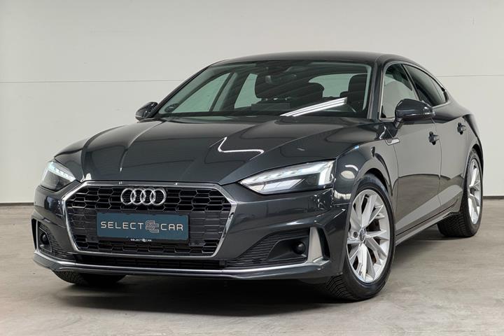 Grå Audi A5 fra 2020