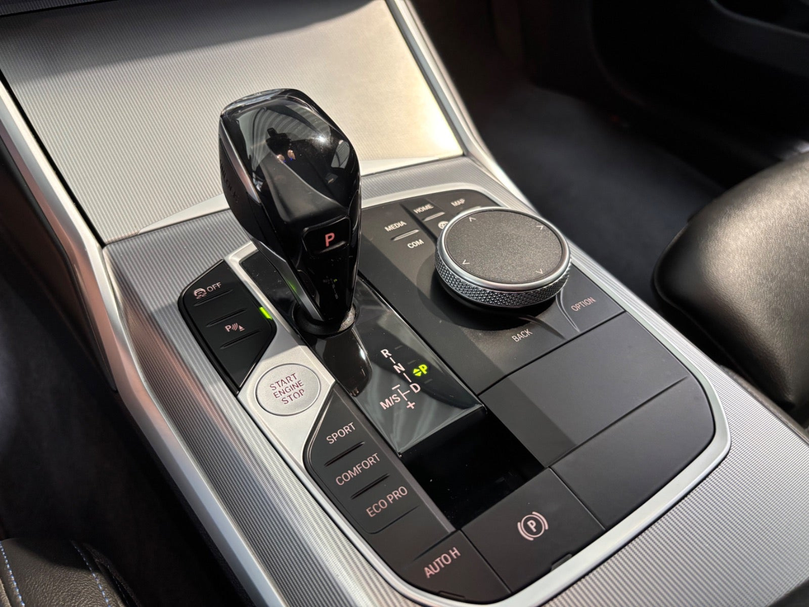 undefined BMW 320d fra 2020