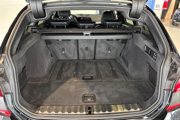undefined BMW 320d fra 2020