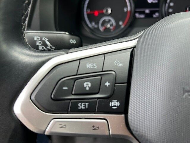 Hvid VW Transporter fra 2021