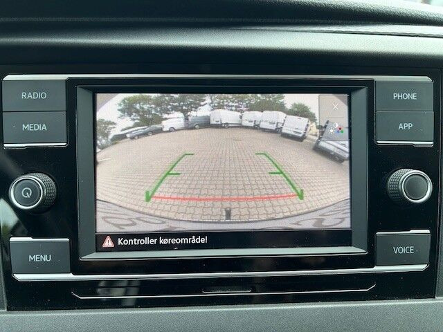 Hvid VW Transporter fra 2021