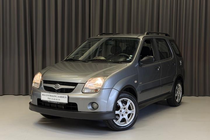 Grå Suzuki Ignis fra 2005