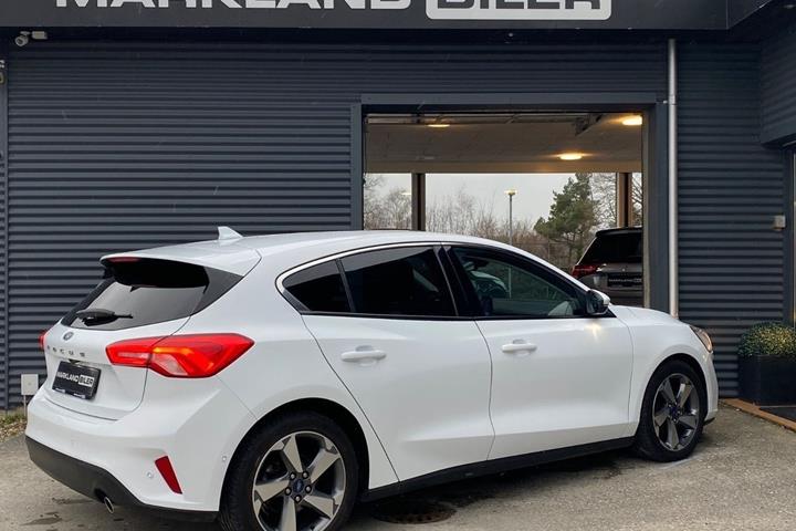 Hvid Ford Focus fra 2019