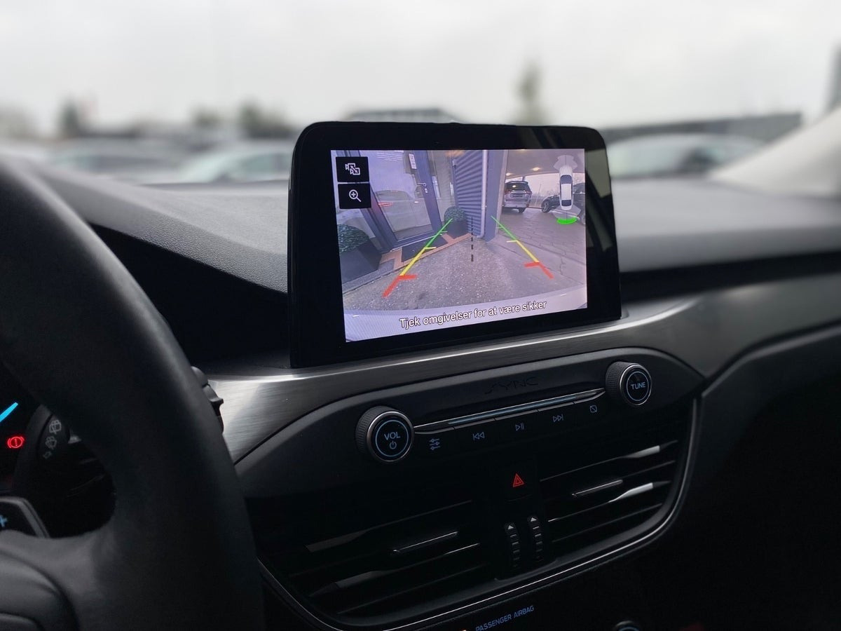 Hvid Ford Focus fra 2019