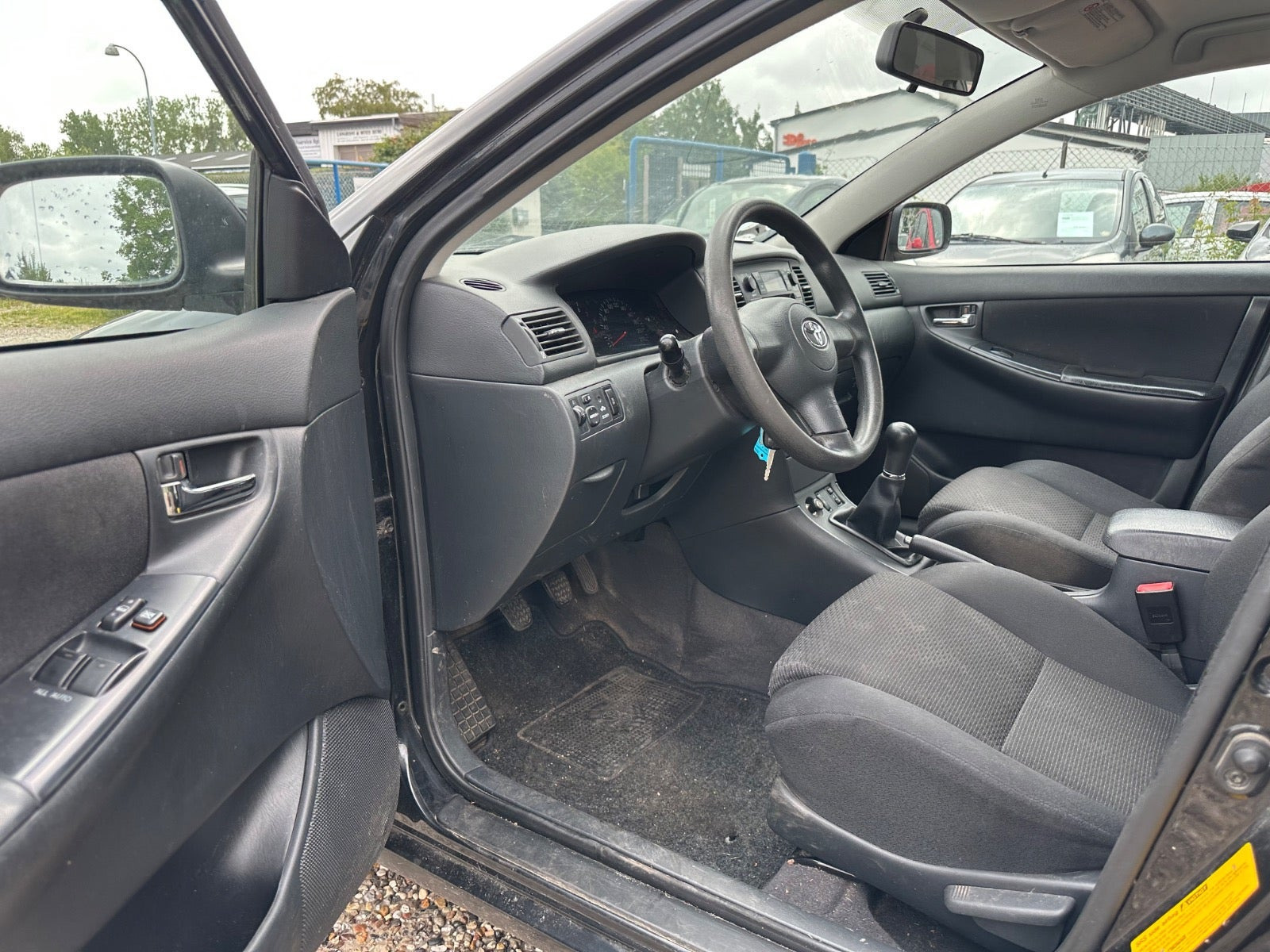 Sort Toyota Corolla fra 2006
