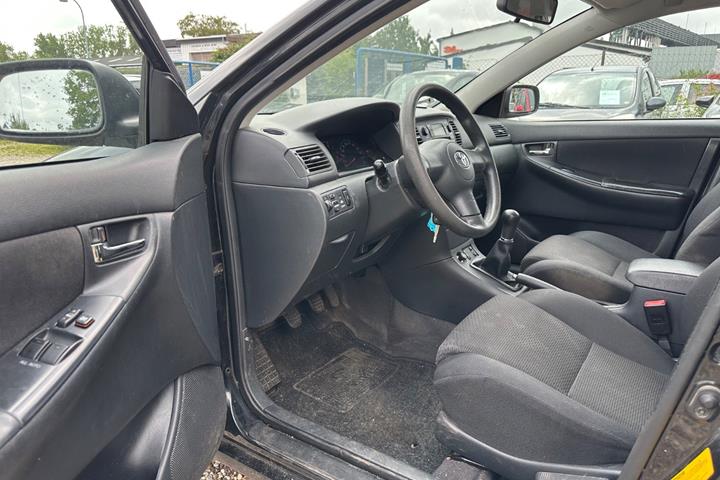 Sort Toyota Corolla fra 2006