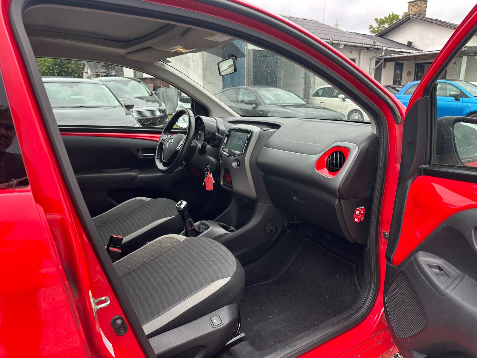 Rød Toyota Aygo fra 2019