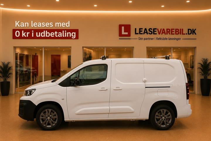 Hvid Peugeot Partner fra 2023