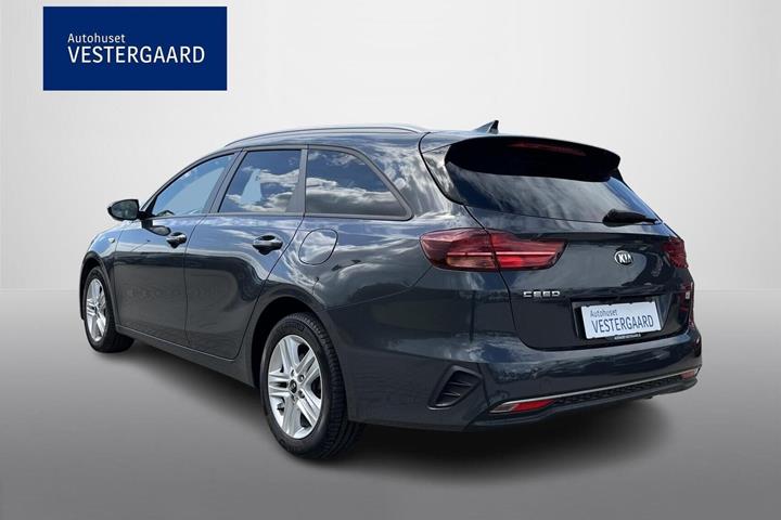 Grå Kia Ceed fra 2021