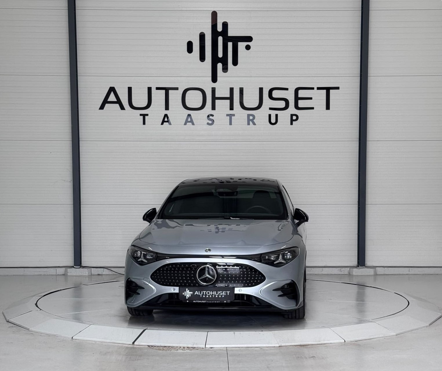 Sølv Mercedes CLA250+ fra 2026
