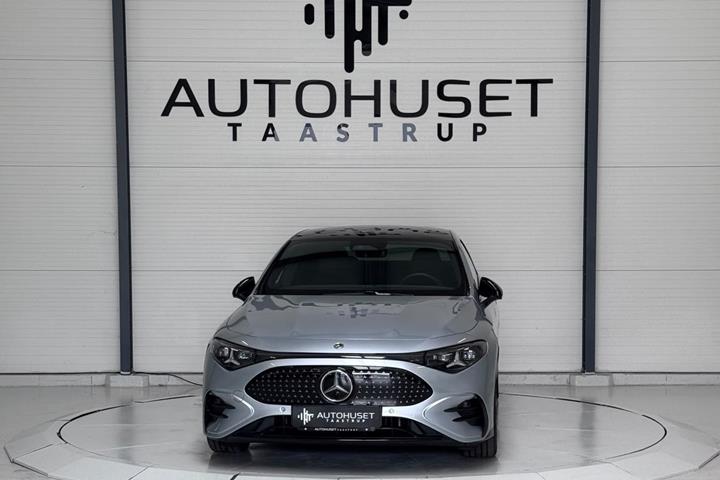 Sølv Mercedes CLA250+ fra 2026