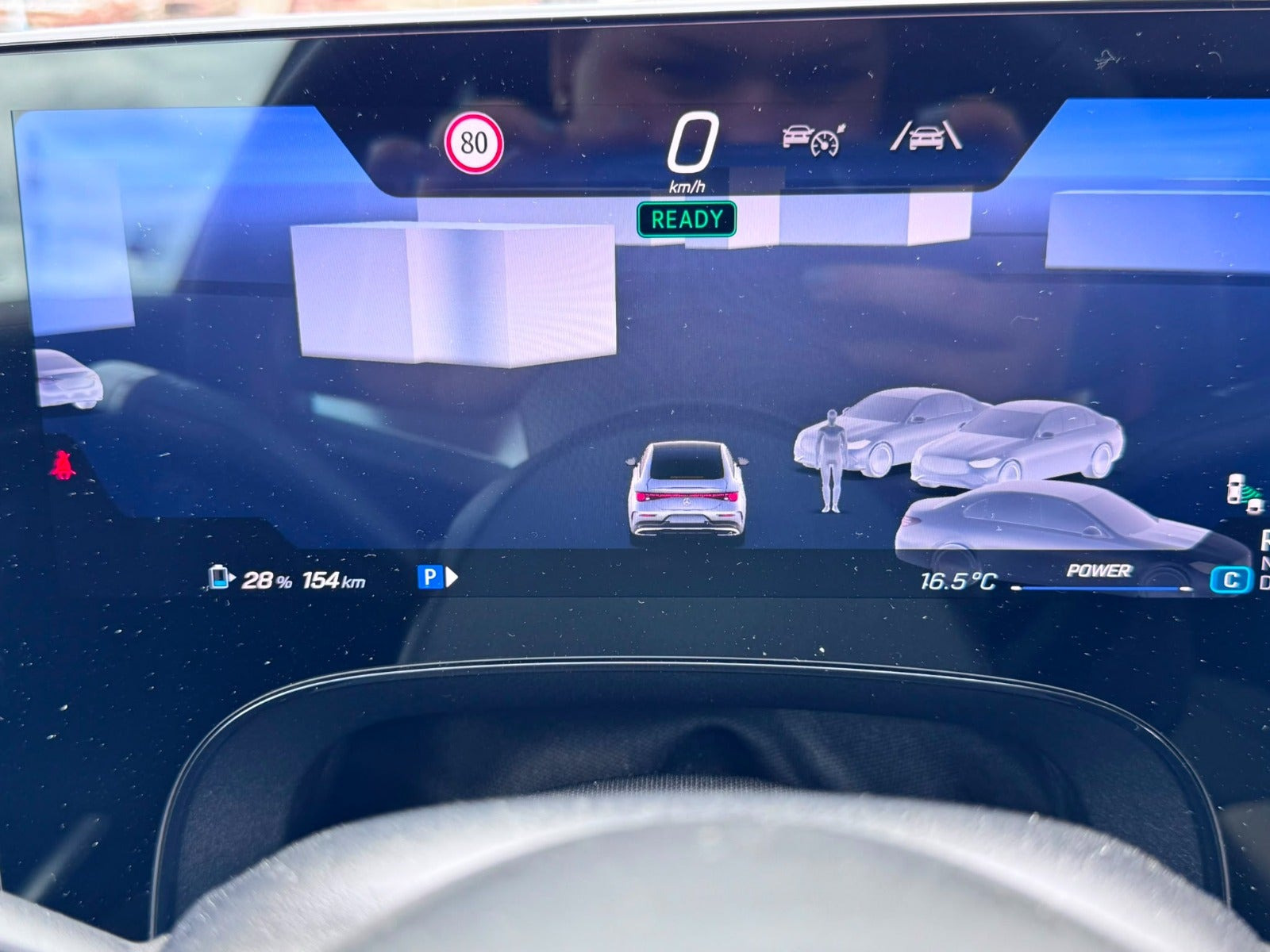 Sølv Mercedes CLA250+ fra 2026