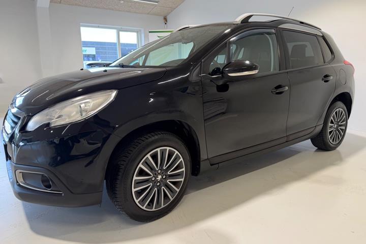 Sort Peugeot 2008 fra 2015