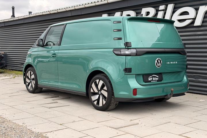 Grøn VW ID.Buzz fra 2023