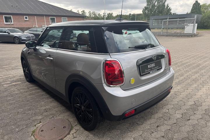 Grå Mini Cooper SE fra 2023