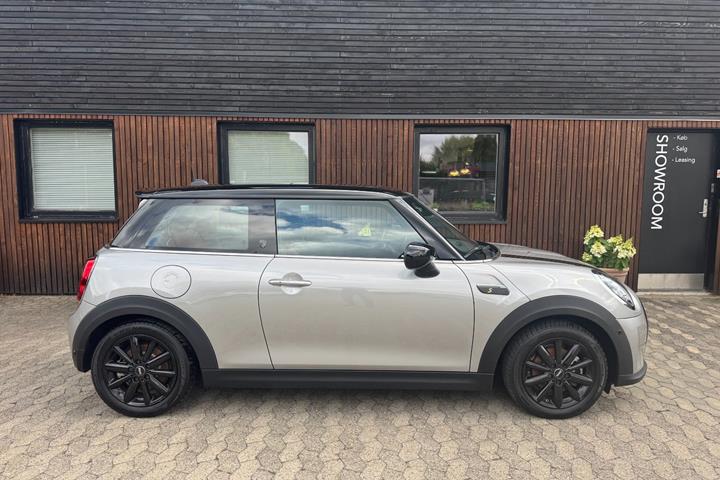 Grå Mini Cooper SE fra 2023