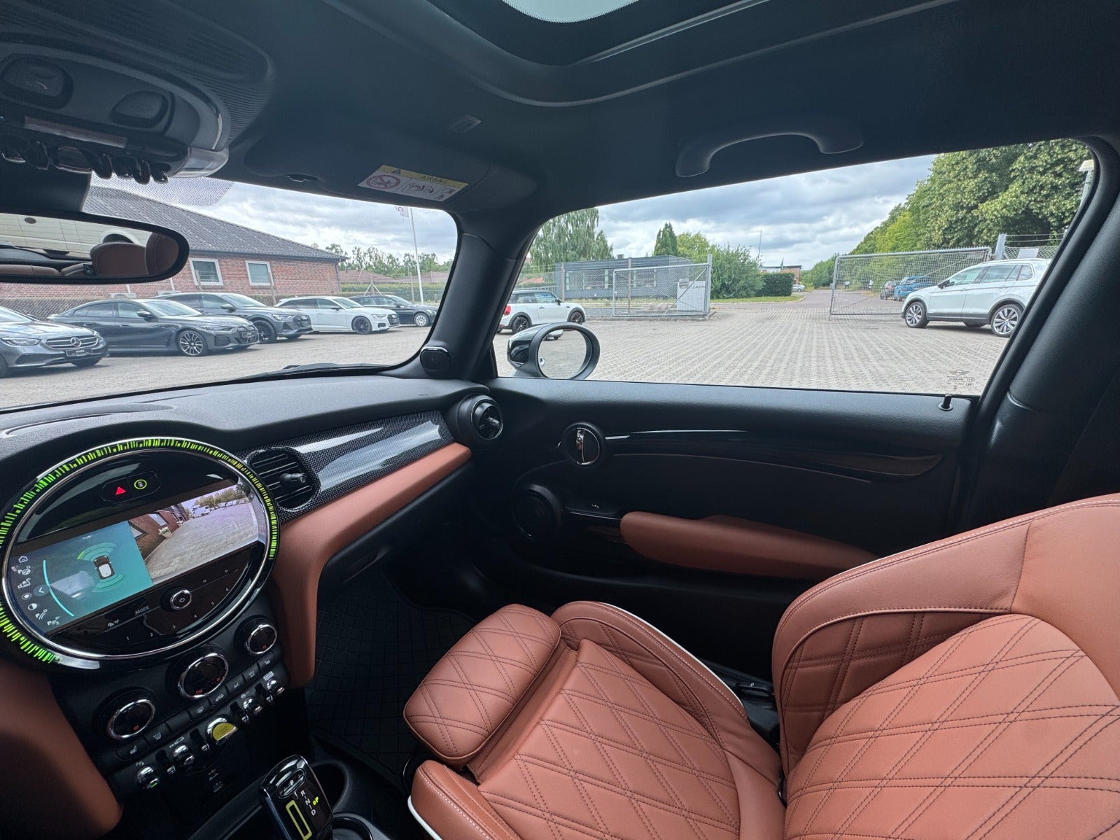 Grå Mini Cooper SE fra 2023