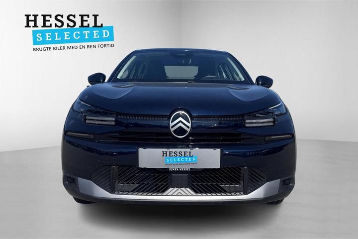 Blå Citroën ë-C4 X fra 2025