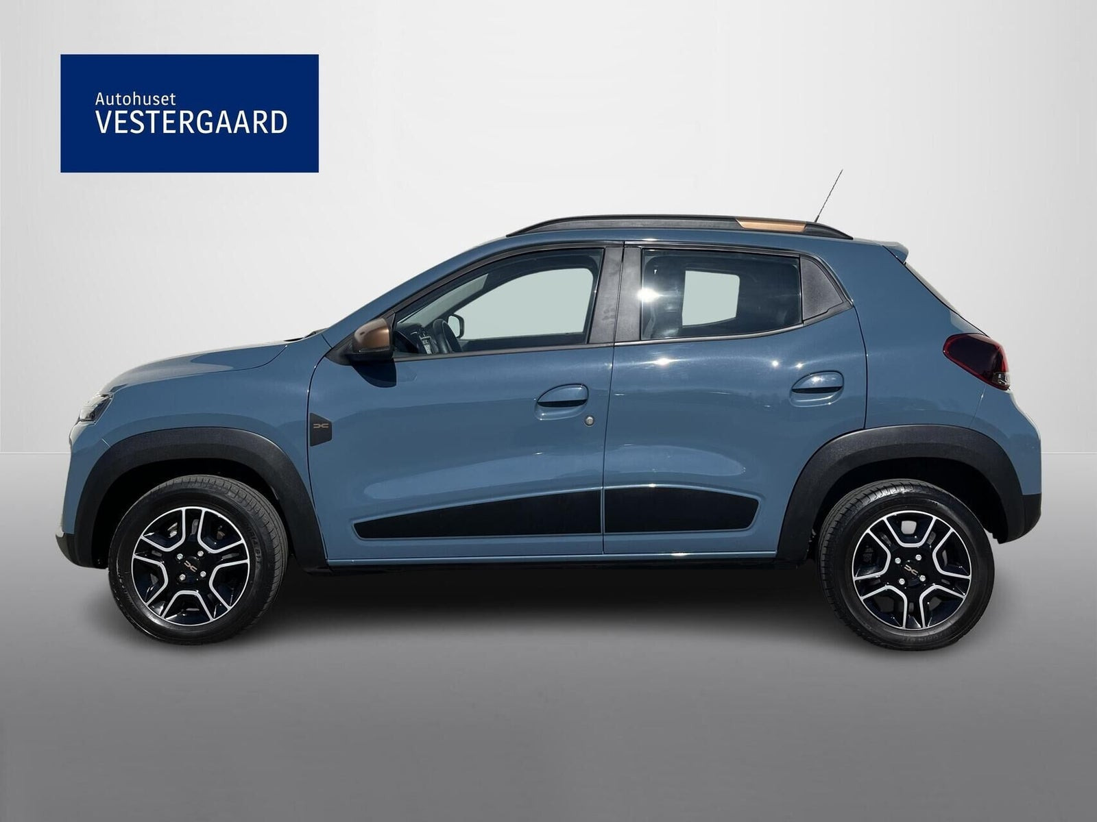 Blå Dacia Spring fra 2023