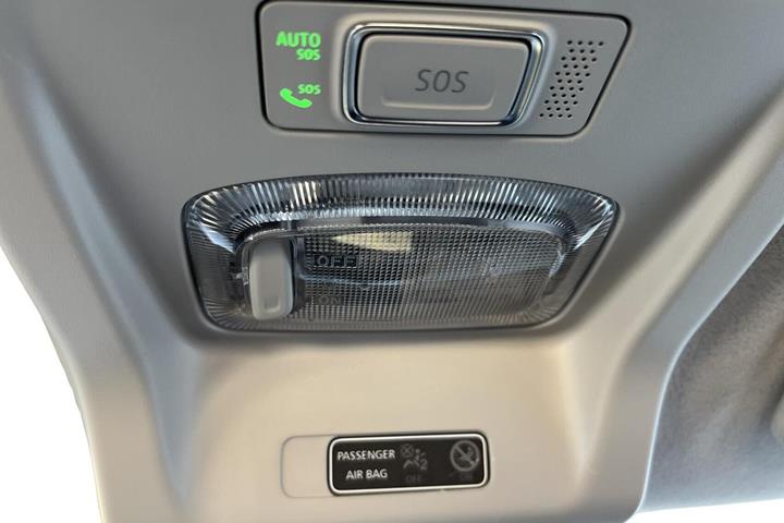 Blå Dacia Spring fra 2023