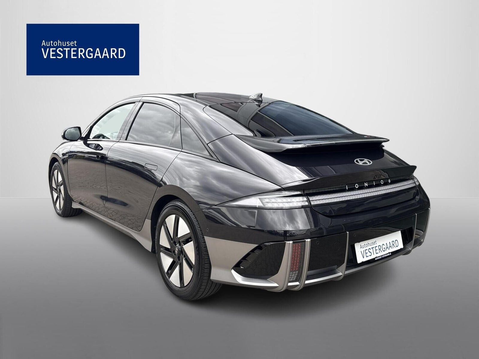 Sort Hyundai Ioniq 6 fra 2023