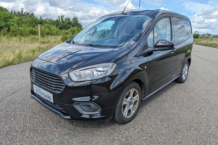 Sort Ford Transit Courier fra 2022