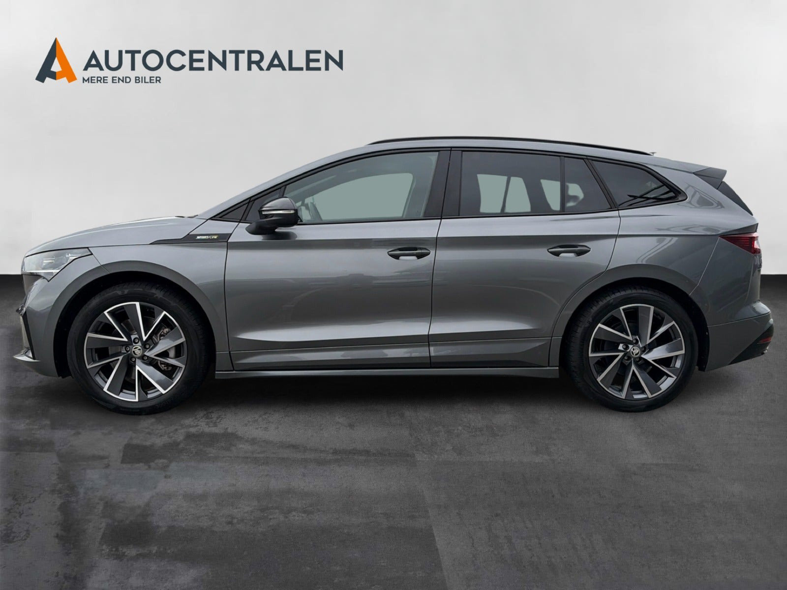 Grå Skoda Enyaq fra 2025
