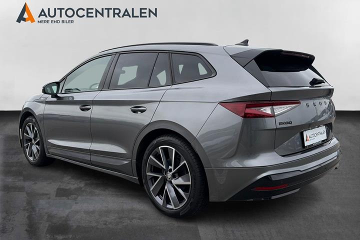 Grå Skoda Enyaq fra 2025