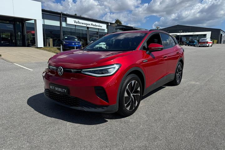 Rød VW ID.4 fra 2022 set udefra
