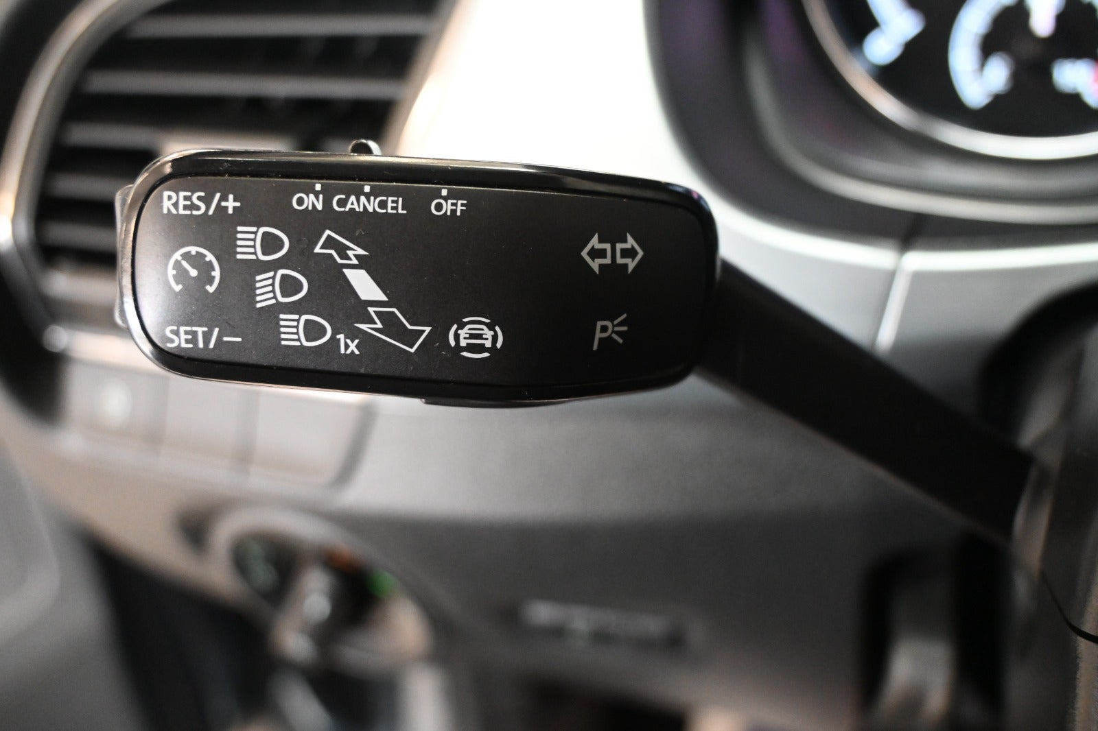 Grå Skoda Fabia fra 2022