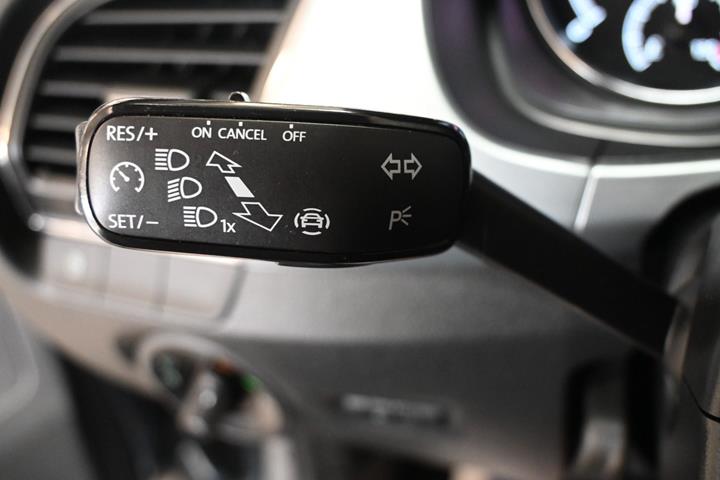 Grå Skoda Fabia fra 2022