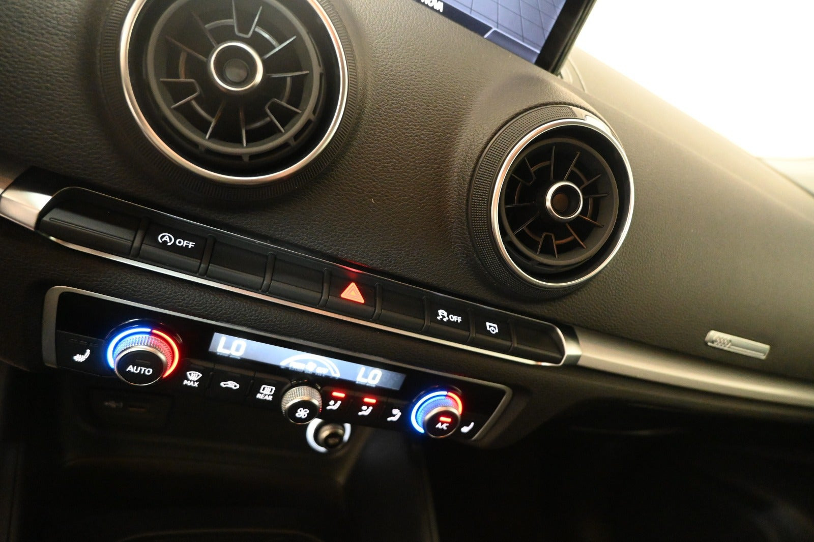 Grå Audi A3 fra 2019