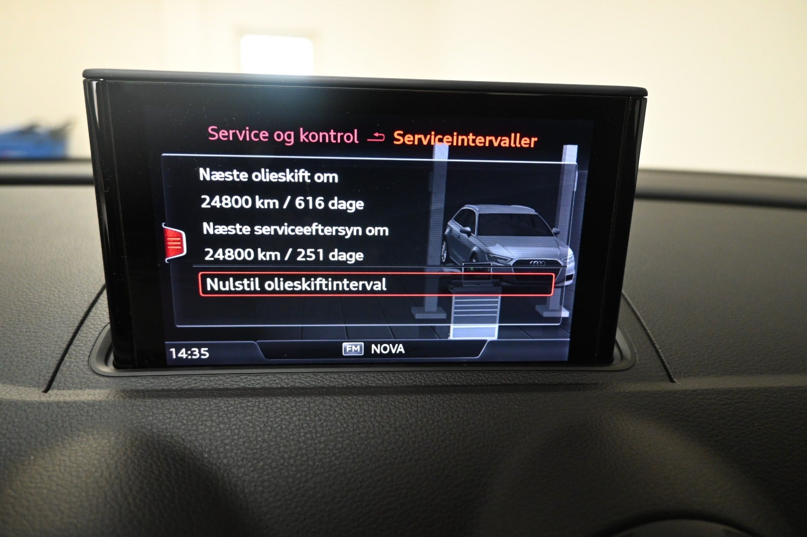 Grå Audi A3 fra 2019