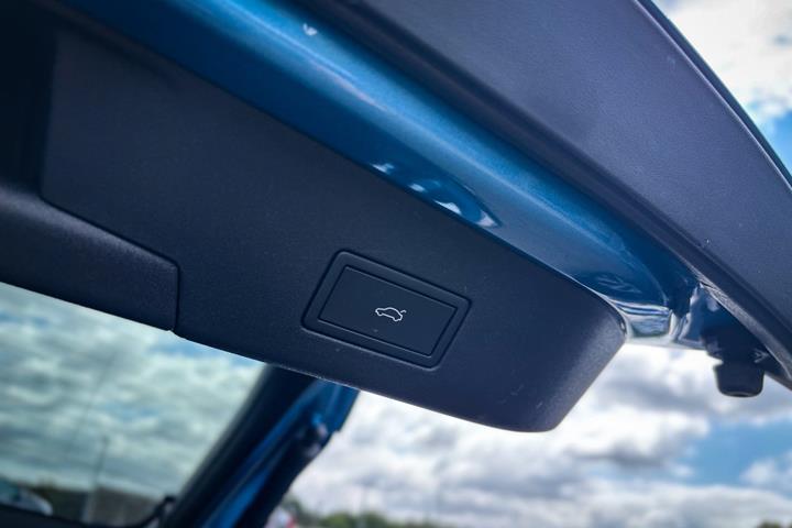 Blå VW ID.5 fra 2025