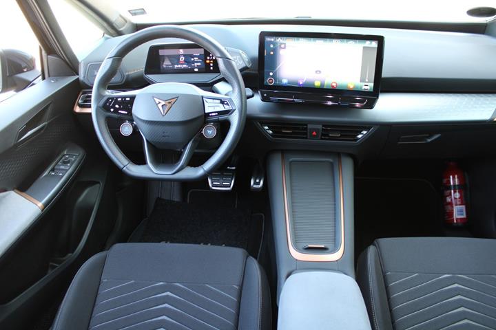 Grå Cupra Born fra 2024