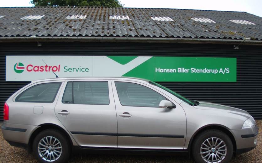 Skoda Octavia 1,6 FSi Ambiente Combi