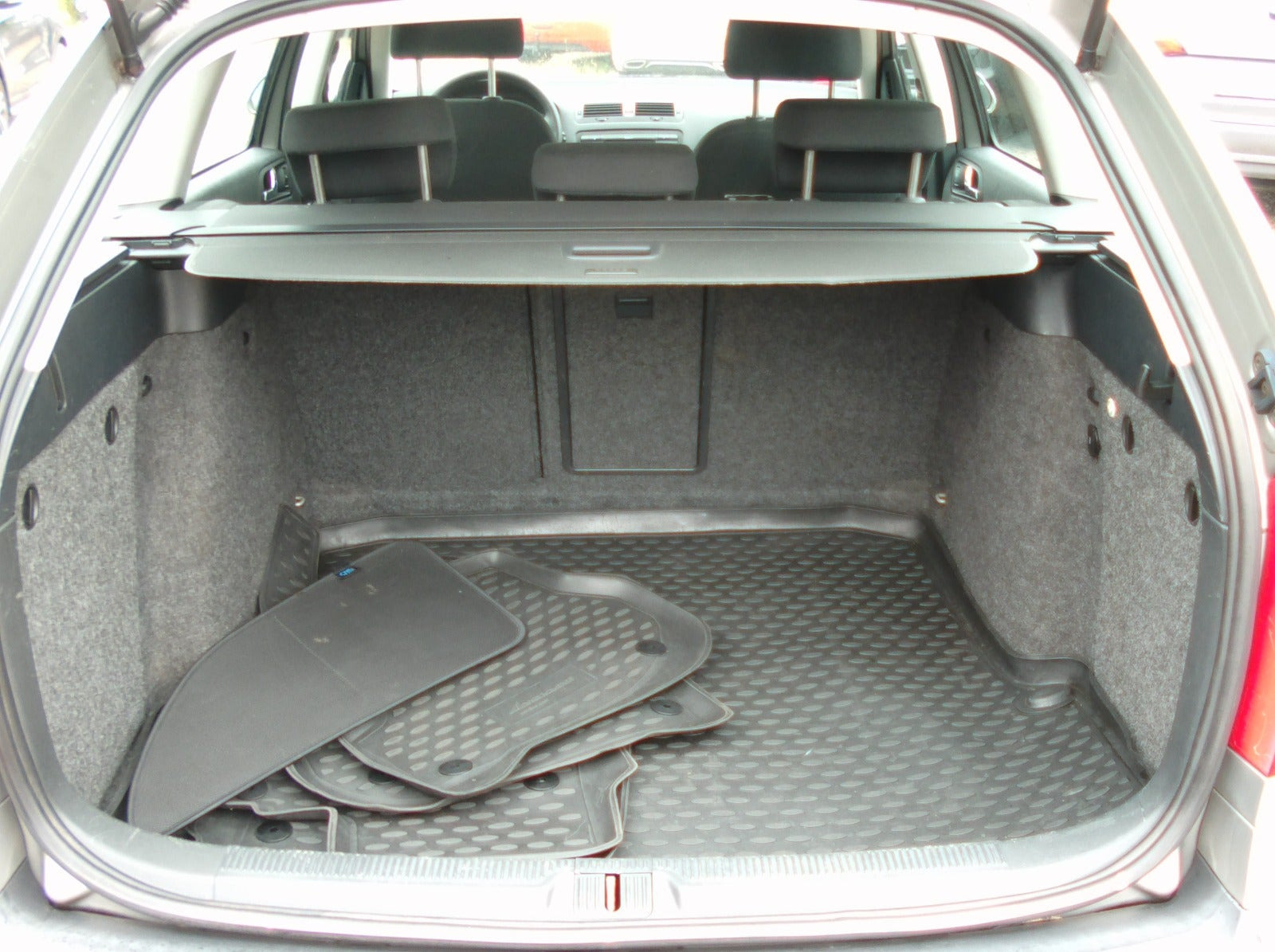 Beige Skoda Octavia fra 2009