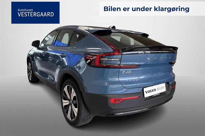Blå Volvo C40 fra 2023